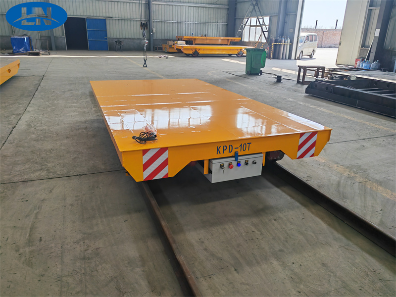 Ntsiab lus thiab cov yam ntxwv ntawm kev siv hluav taws xob qis-voltage hloov laub