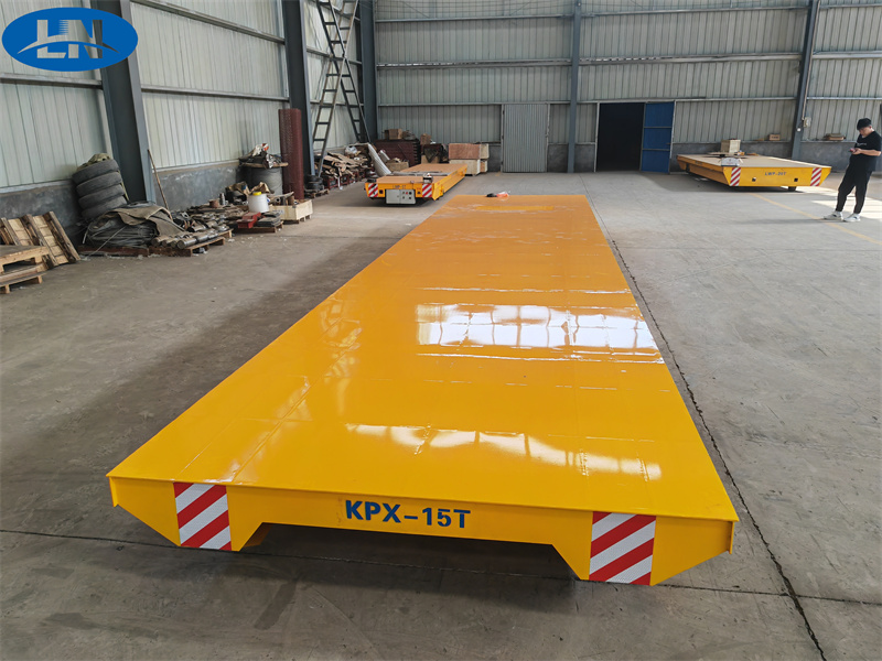 Hnyav Haujlwm Hloov Trolleys