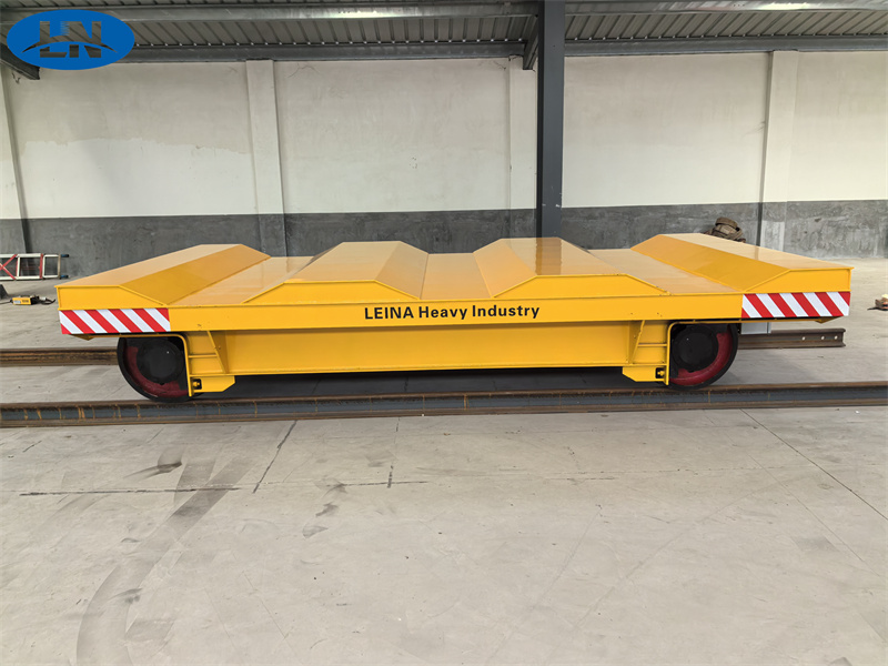 Hnyav Machine Tuav Tuav Laub