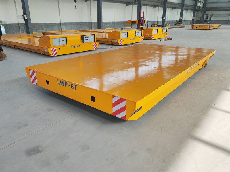 Ntse Trackless Fais Ca Tsheb